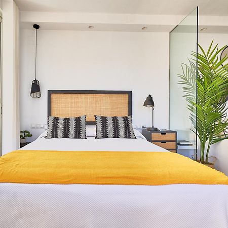 Suite Roca Chica Torremolinos Exterior photo