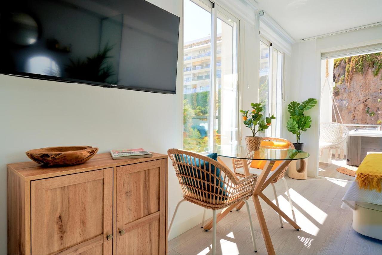 Suite Roca Chica Torremolinos Exterior photo