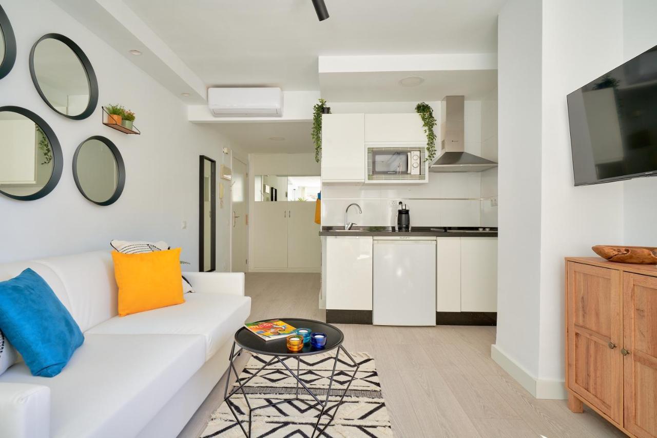 Suite Roca Chica Torremolinos Exterior photo