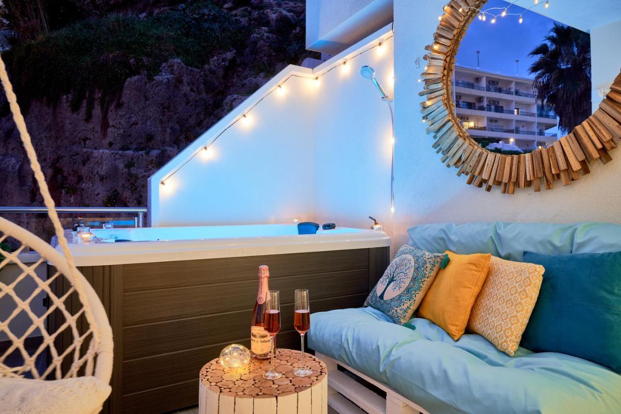Suite Roca Chica Torremolinos Exterior photo